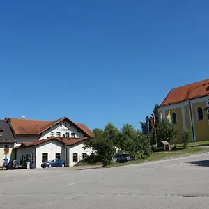 Lindenhof Hetzenbach 3* Zell